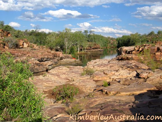 Walking towards Dillie Gorge