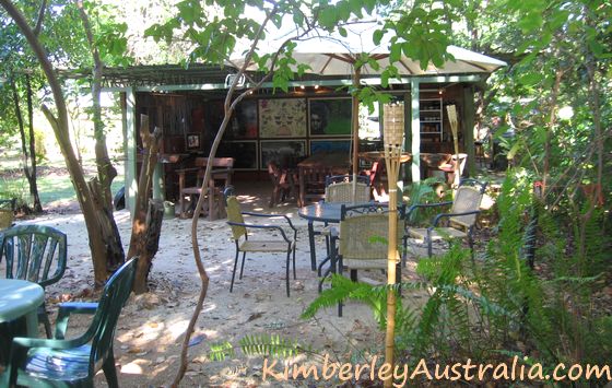 The Three Dingoes Bar