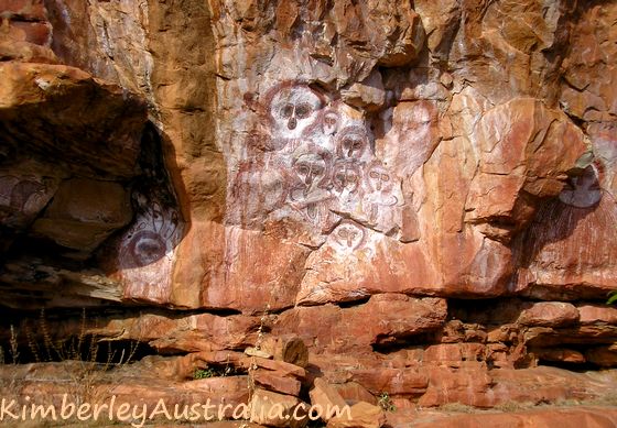 Rock art at Mt. Elizabeth Station