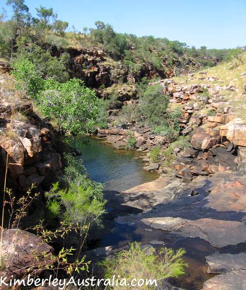 Approaching Grevillea Gorge from the top