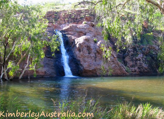 The main waterfall and pool at Middle Springs