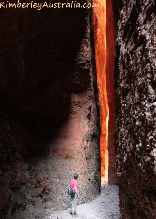 Echidna Chasm at noon